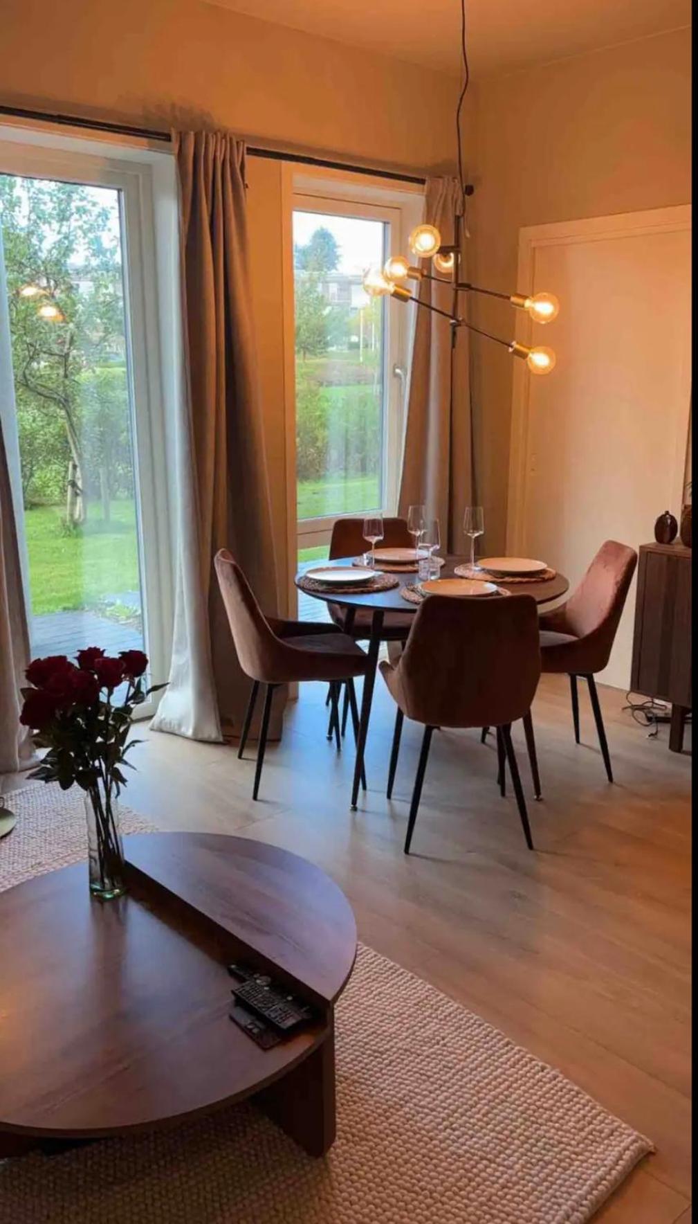 Apartment Ons2024 -